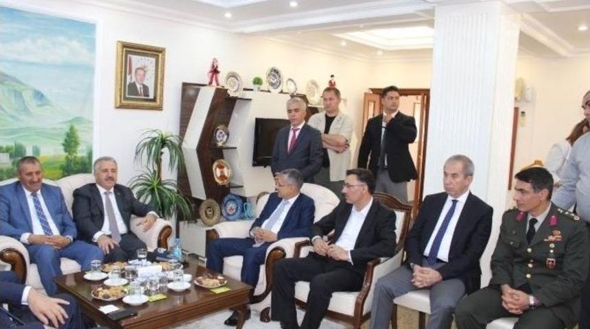 Ulaştırma Bakanı Arslan Iğdır&rsquo;da