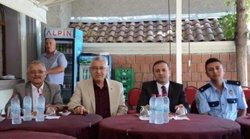 G&uuml;lşehir&rsquo;de Bayramlaşma Programı Yapıldı