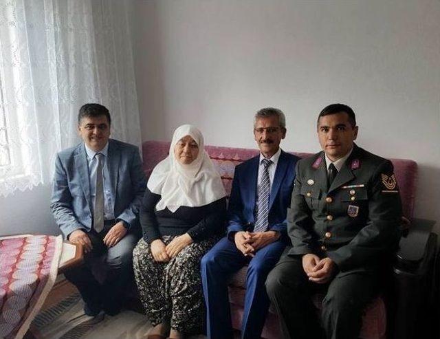 Başkan Yalçın’dan Şehit Ailelerine Ziyaret