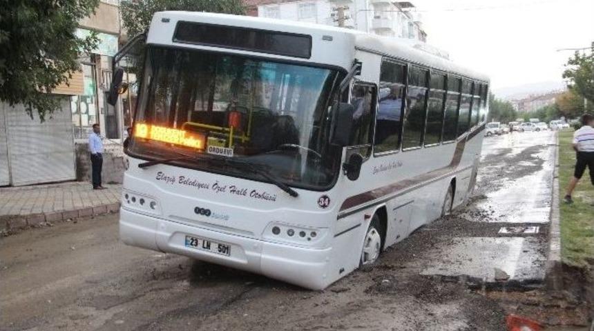 Elazığ&rsquo;da Sağanak Yağış