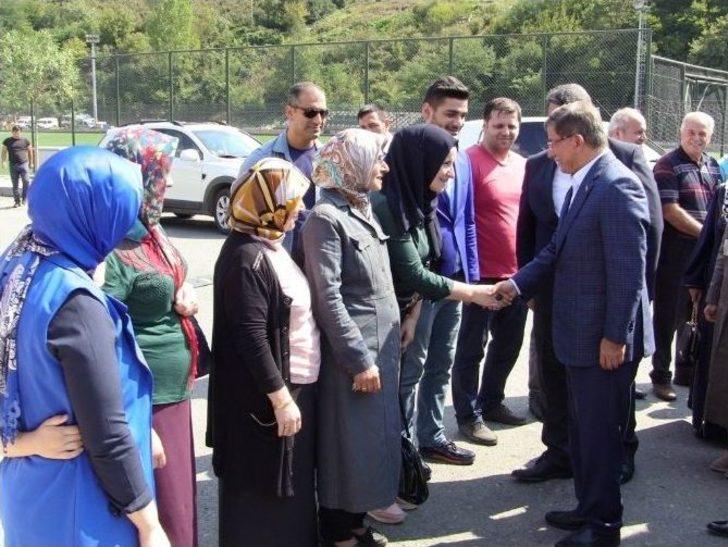 Eski Başbakan Davutoğlu Kurban Bayramı Tatilini Artvin’de Geçiriyor G2