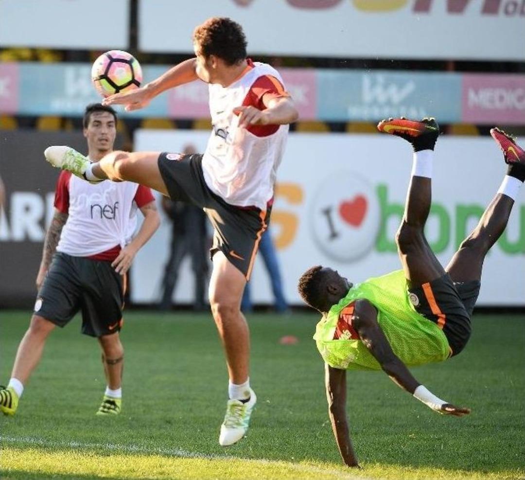 Galatasaray, &Ccedil;aykur Rizespor Ma&ccedil;ı Hazırlıklarını S&uuml;rd&uuml;rd&uuml;