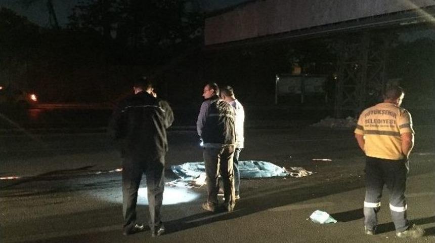 Başkent&rsquo;te Yol Ortasında Kadın Cesedi Bulundu