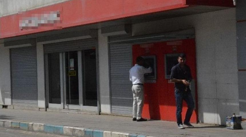 Cezaevinden İzinli &Ccedil;ıkan H&uuml;k&uuml;ml&uuml;, Banka Soyarken Yakalandı