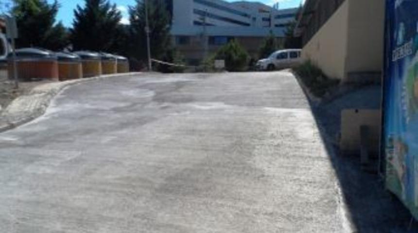 İzmit&rsquo;te Tıbbi Atık Alanı Betonla Kaplandı