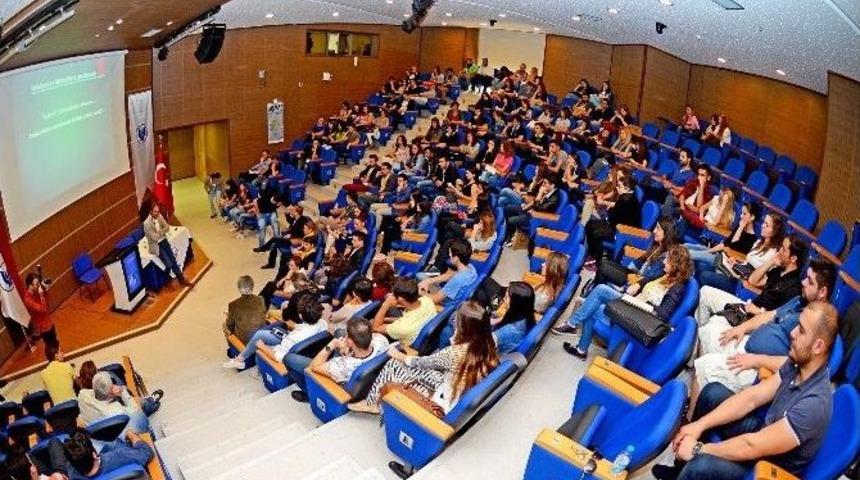 İzmir&rsquo;de Bilim Şenliği