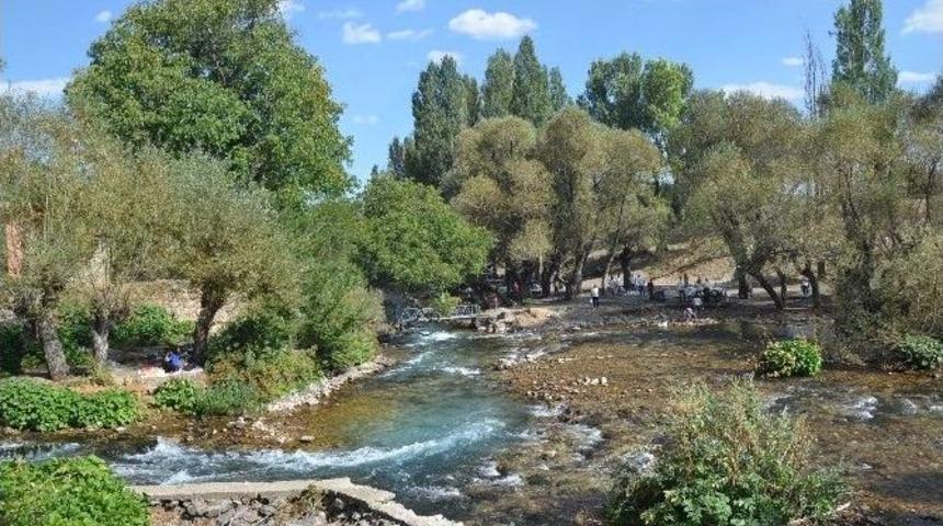 Munzur G&ouml;zeleri&rsquo;ne Yerli Turist Akını