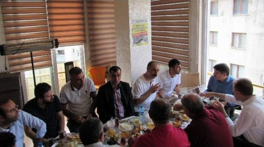 Ak Parti&rsquo;den Bayram Ziyareti