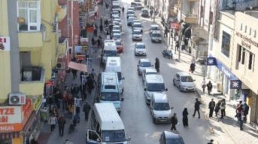 Sakarya&rsquo;da Trafiğe Kayıtlı Ara&ccedil; Sayısı 250 Bini Aştı