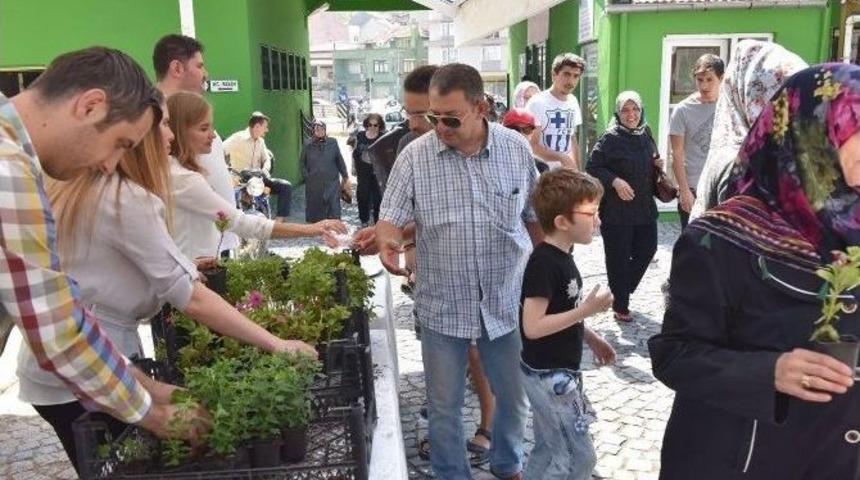 Karesi Personeli Bayramda Tam Mesai Yaptı
