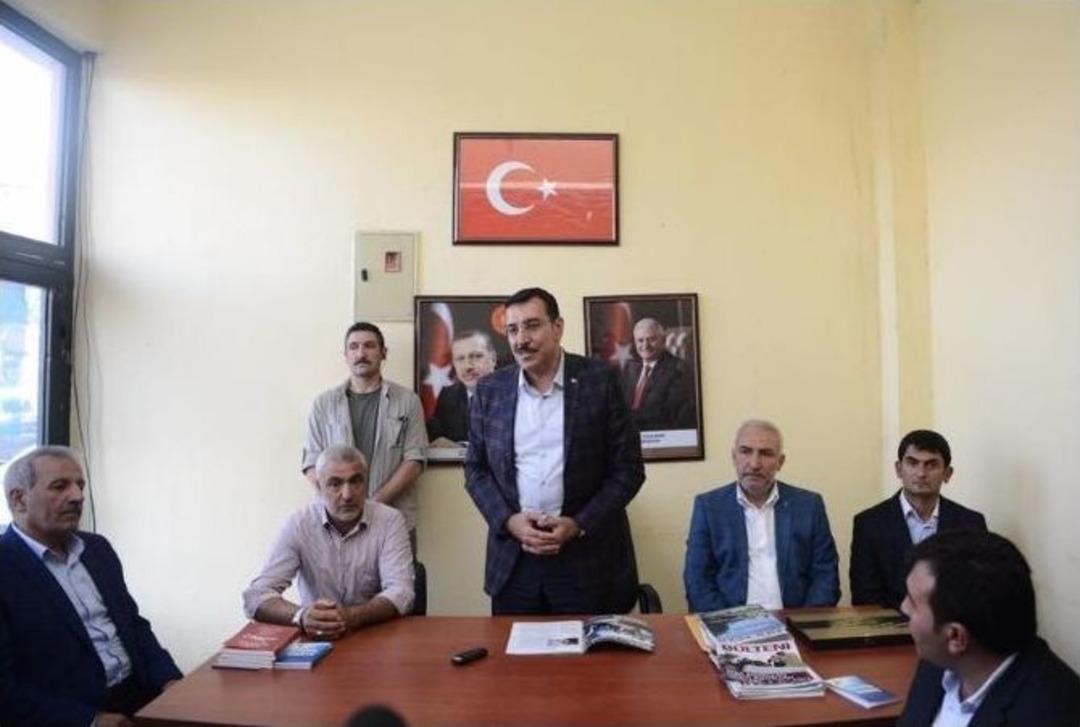 G&uuml;mr&uuml;k Ve Ticaret Bakanı B&uuml;lent T&uuml;fenkci: