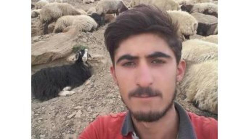 Muş&rsquo;ta Yıldırım D&uuml;şmesi Sonucu 1 Kişi &Ouml;ld&uuml;