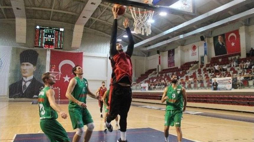 Yalova Group Belediyespor, Bursaspor Durmazlar’ı Devirdi