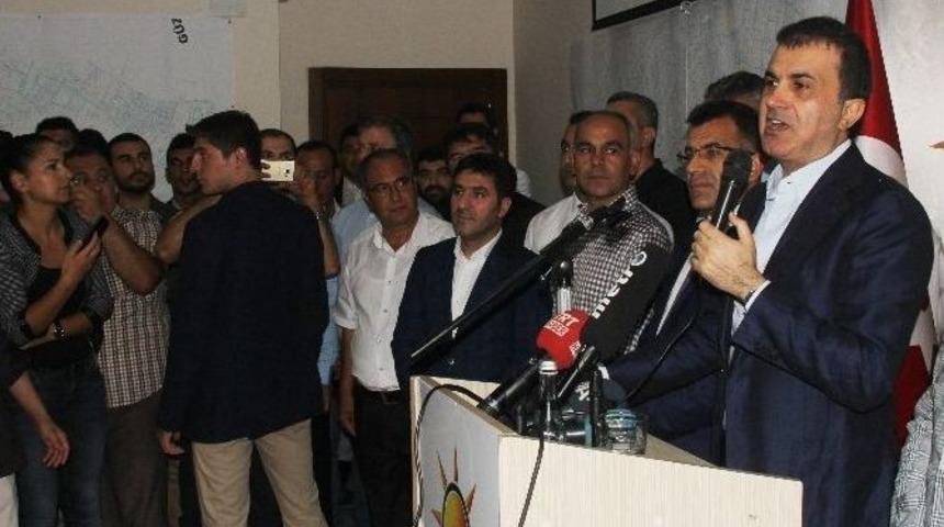 Bakan Çelik: "bayrağımızın Yanına Hiç Kimsenin Paçavra Asmasına İzin Vermeyeceğiz"