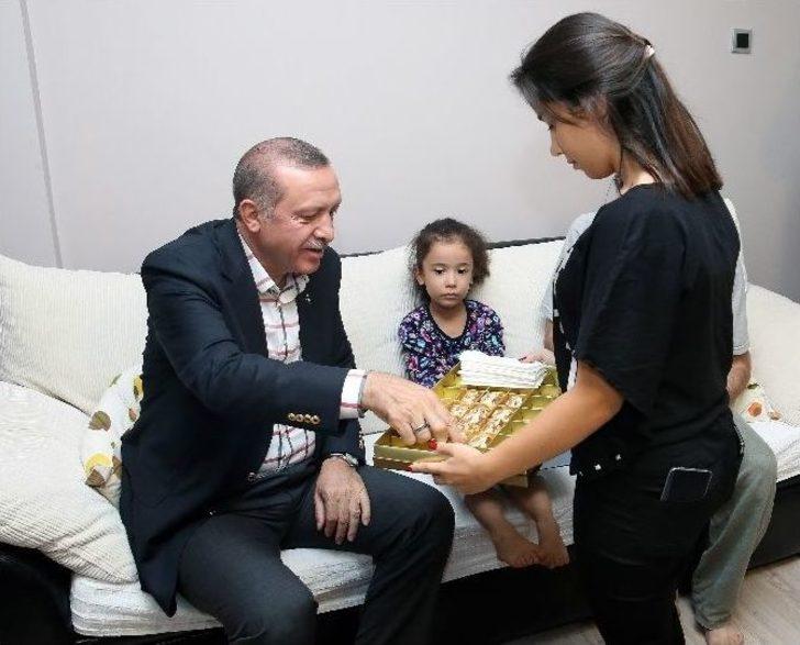 Cumhurbaşkanı Erdoğan’dan 15 Temmuz Şehitlerinin Ailelerine Ziyaret G2