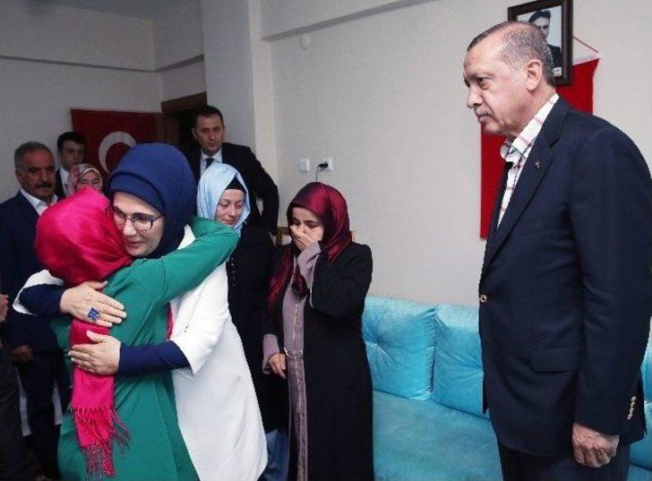 Cumhurbaşkanı Erdoğan’dan 15 Temmuz Şehitlerinin Ailelerine Ziyaret G3