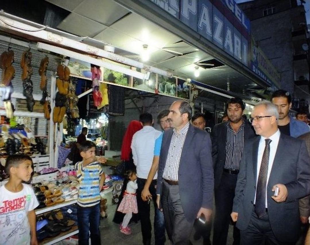 Başbakan Yıldırım&rsquo;ın Başdanışmanı İnan&ccedil;, Patlamada Zarar G&ouml;ren Esnafı Ziyaret Etti