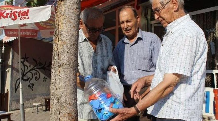 (&ouml;zel Haber) Engelliler İ&ccedil;in Tek Başına Yarım Milyon Kapak Topladı