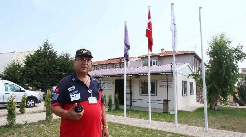 Bayraklı&rsquo;dan D&uuml;nyayla İletişim Kuruyorlar