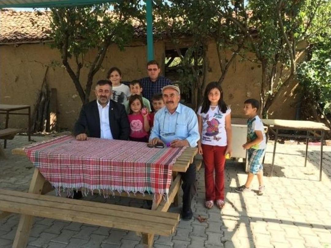 Bayram Boyunca 32 K&ouml;y Gezdi