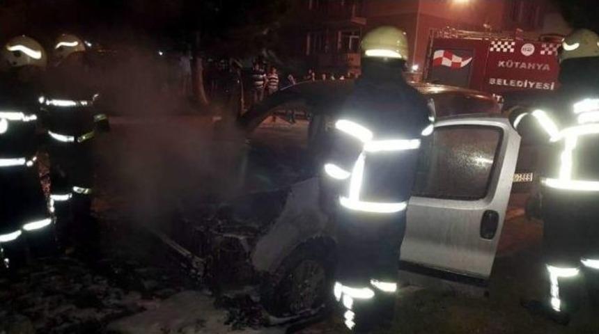 K&uuml;tahya&rsquo;da Ara&ccedil; Yangını