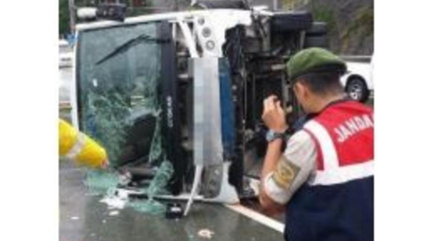 Trabzon&rsquo;da Trafik Kazası: 24 Yaralı