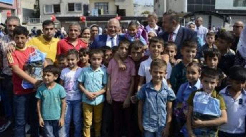 Başkan Kocamaz, &Ouml;ğrencilere Ve &Ouml;ğretmenlere Başarılar Diledi