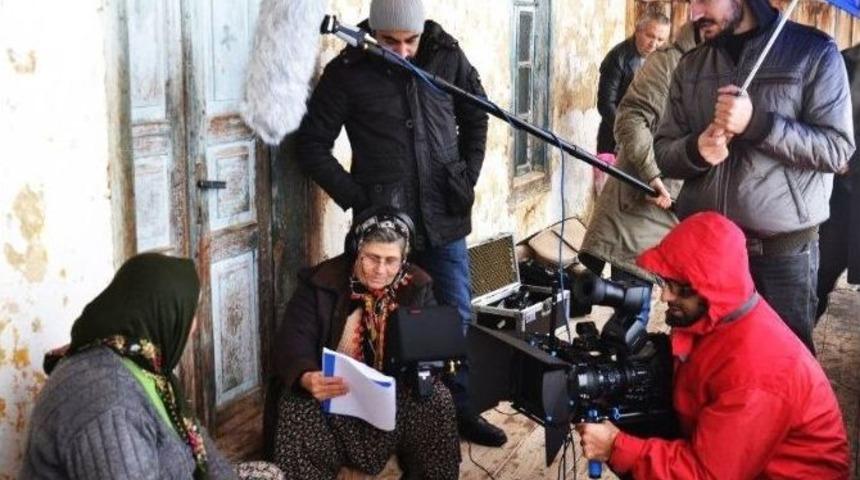 &rsquo;y&uuml;n Bebek&rsquo; Filmi Altın Koza&rsquo;da