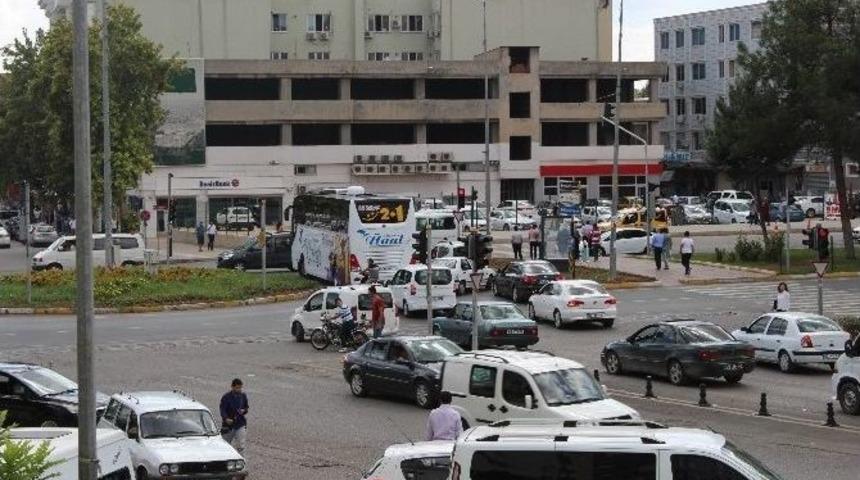 Bayram Sonrası Adıyaman&rsquo;da Yoğun Trafik