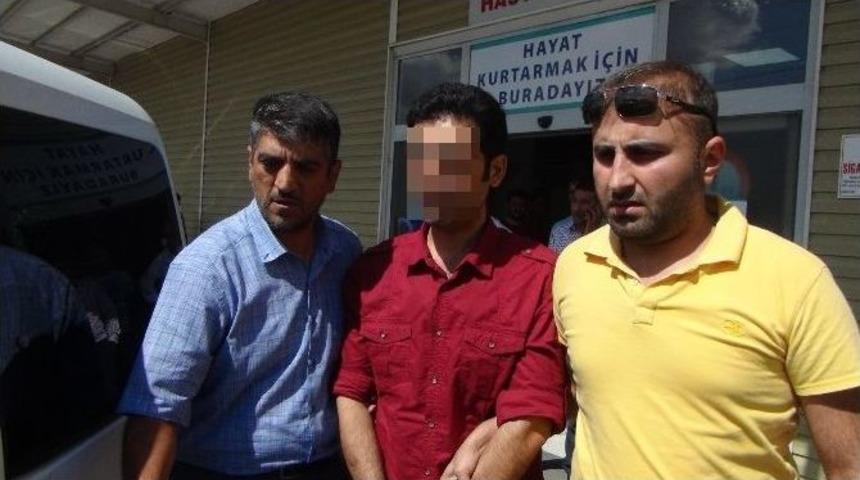 Ağabeyini &Ouml;ld&uuml;ren Zanlı Teslim Oldu