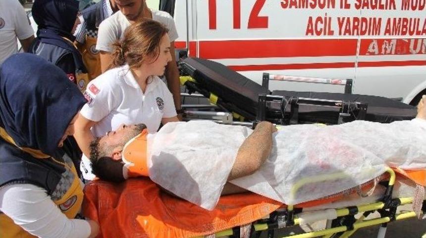 Iraklı Genci Boğulmaktan Vatandaşlar Kurtardı