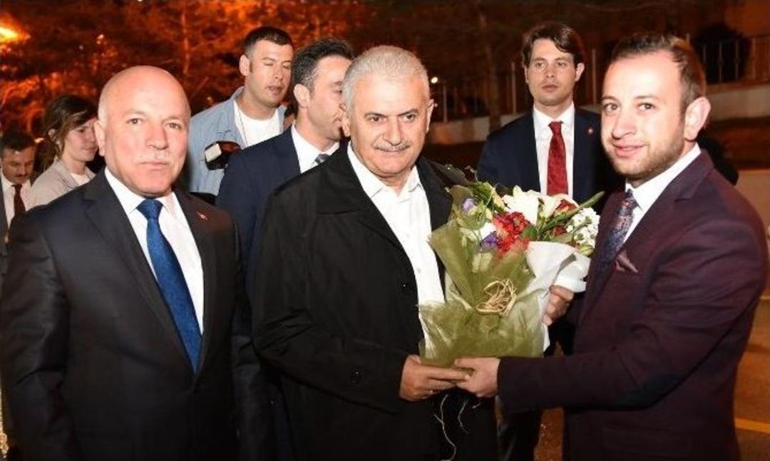 Başbakan Binali Yıldırım&rsquo;dan B&uuml;y&uuml;kşehir&rsquo;in Yatırımlarına Tam Not