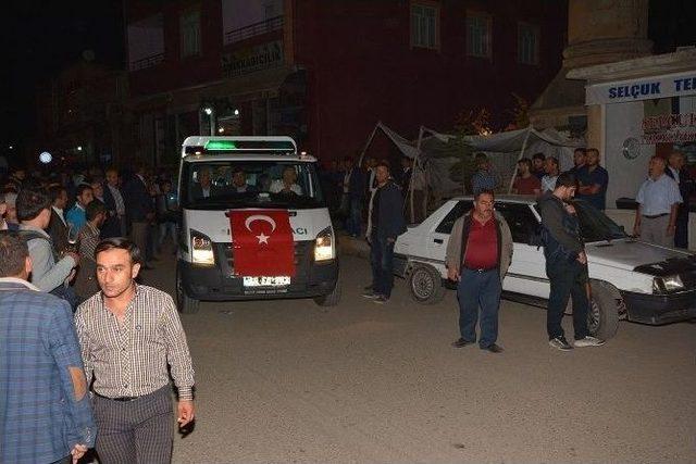 Pkk’lıların Şehit Ettiği Koruyucu Defnedildi