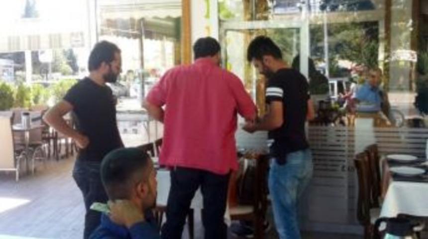 Ş&uuml;pheli Şahıs Polis Ekiplerini Harekete Ge&ccedil;irdi