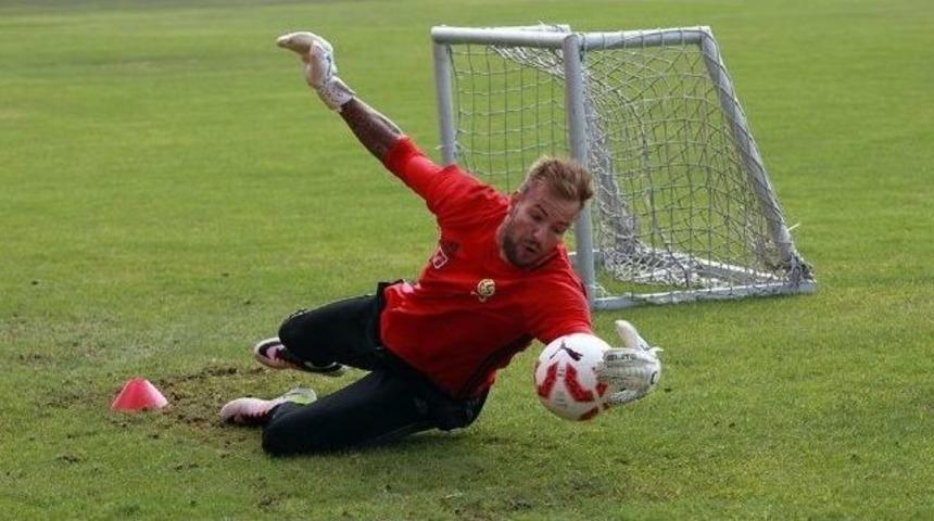 Boffin, 4 Haftada Kurtardığı 3 Penaltı İle Devleşti