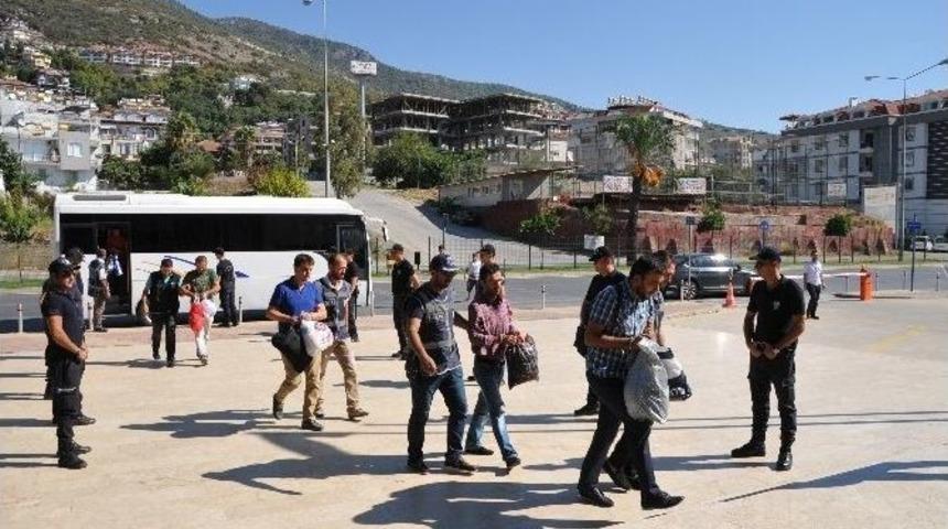 Alanya&rsquo;da Fet&ouml; Soruşturması: 36 Ş&uuml;pheli Adliyede
