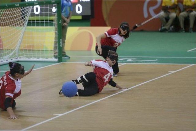 Bakan Çağatay Kılıç, Goalball Kadın Milli Takımı’nı Kutladı