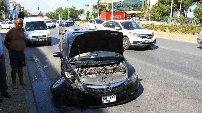 Samsun&rsquo;da Trafik Kazası: 2 Yaralı