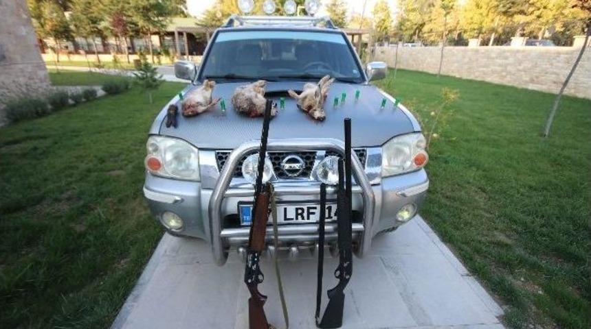 Far Tertibatıyla Tavşan Avlayan 5 Kişiye 9 Bin 500 Lira Ceza