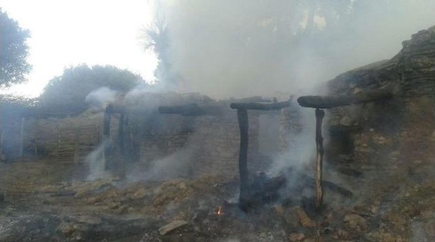 Bir Yılın Emeği Yangında Heba Oldu