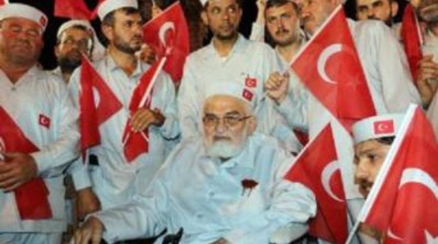 Nakşibendi Şeyhi Pakel Vefat Etti