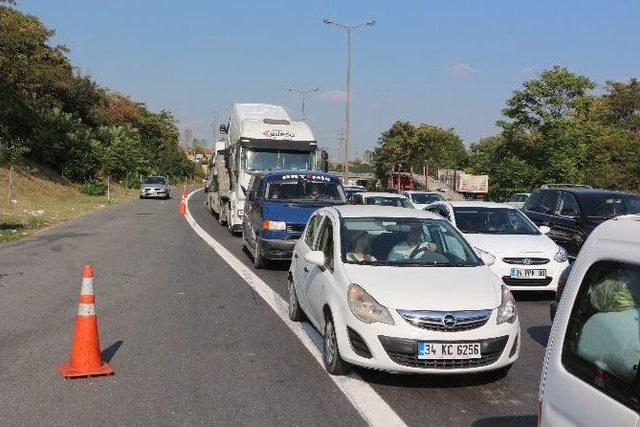 Tem Otoyolu’nda Dönüş Çilesi Devam Ediyor