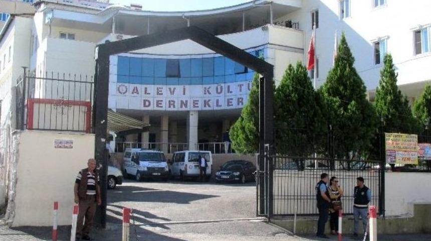 Gaziantep Valisi, Bombalı Eylem İhbarı Yapılan Cemevi&rsquo;ni Ziyaret Etti