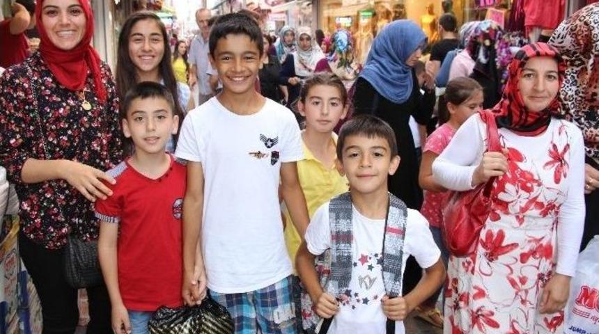 Okul İ&ccedil;in Son Eksikler Tamamlanıyor