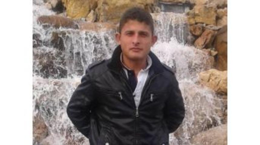 Barakada Esrarengiz Patlama: 1 &Ouml;l&uuml;