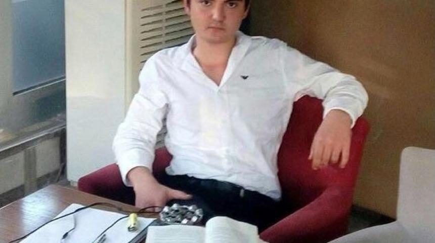 17 Yaşındaki Gen&ccedil; Hayatına Son Verdi