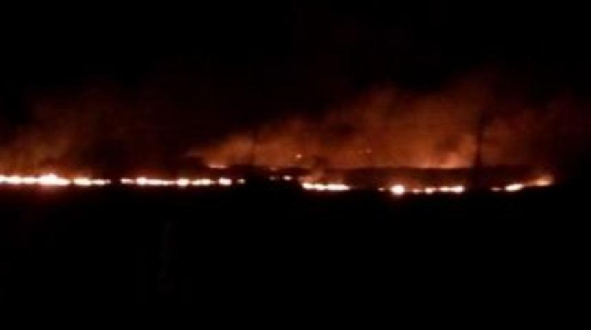 Hayrabolu&rsquo;da &Ccedil;ıkan Anız Yangını Korkuttu