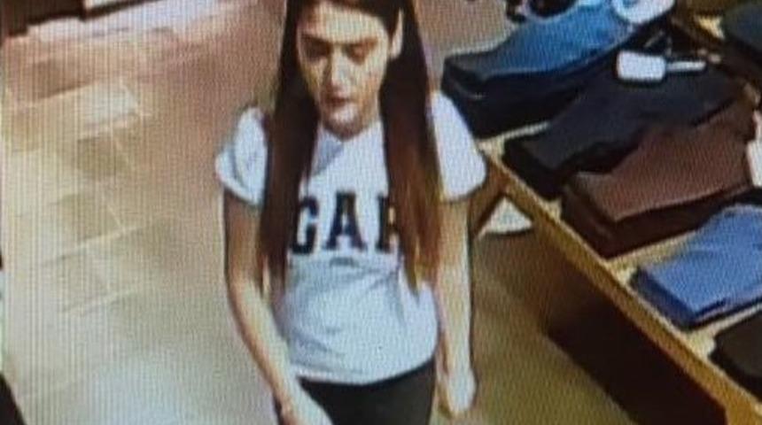 Diyarbakır&rsquo;da 2 Gen&ccedil; Kız 30 Saniyede 6 Par&ccedil;a Kıyafet &Ccedil;aldı