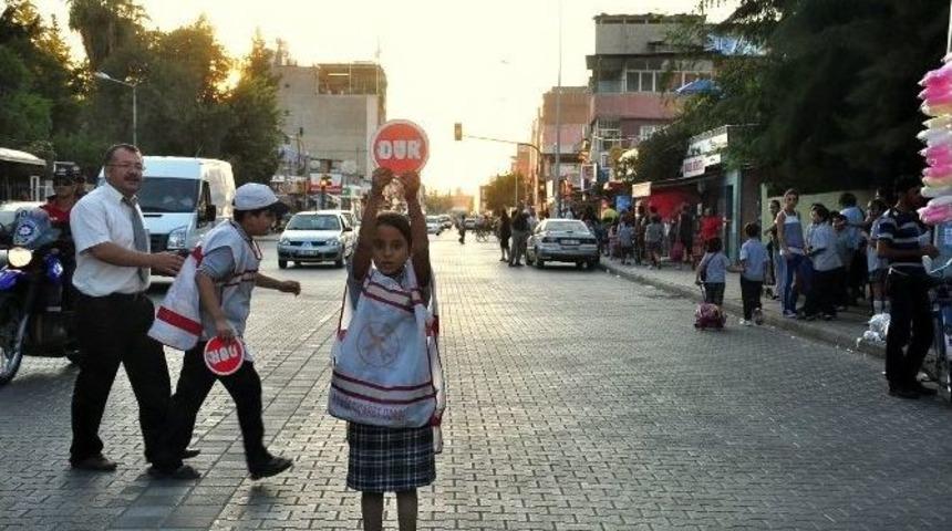 S&ouml;z&uuml;tek&rsquo;ten Okul Yolu Uyarısı