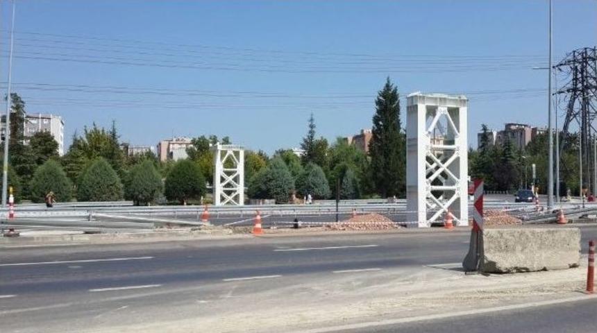 B&uuml;y&uuml;kşehir, D-100 Karayoluna Yaya K&ouml;pr&uuml;s&uuml; Yapacak